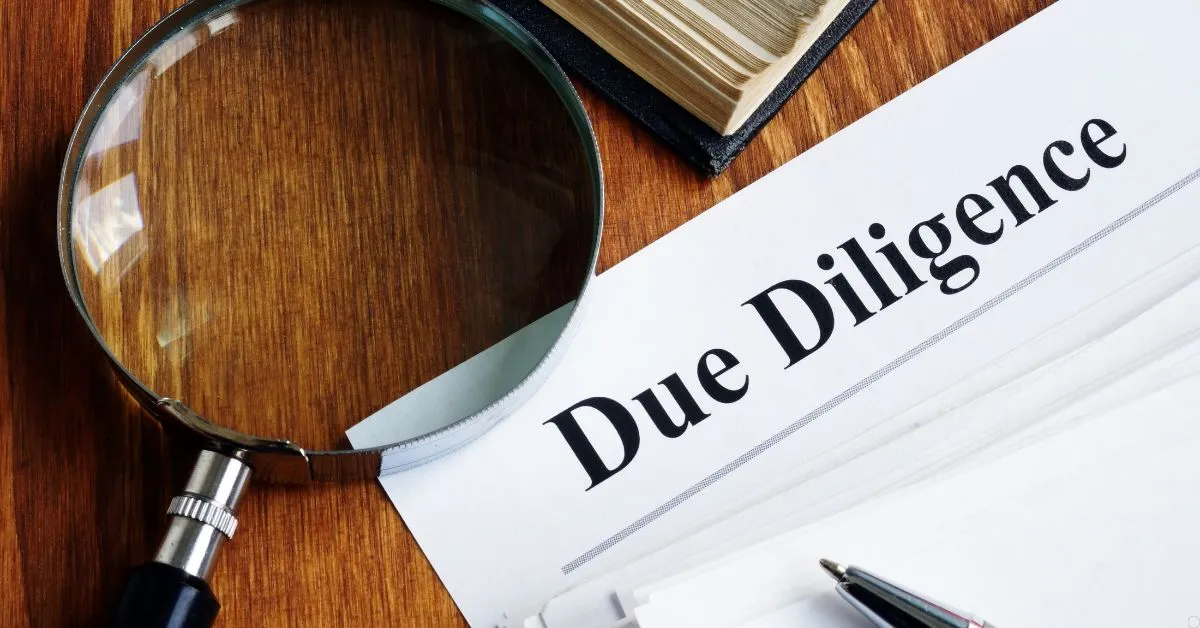Due diligence imobiliária: análise de documentos antes da compra de imóvel